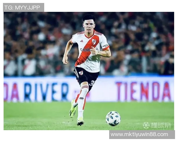 迪马利亚赞马斯坦托诺天赋超群并对其出色表现表示欣喜 迪马利亚赞马斯坦托诺天赋超群并对其出色表现表示欣喜