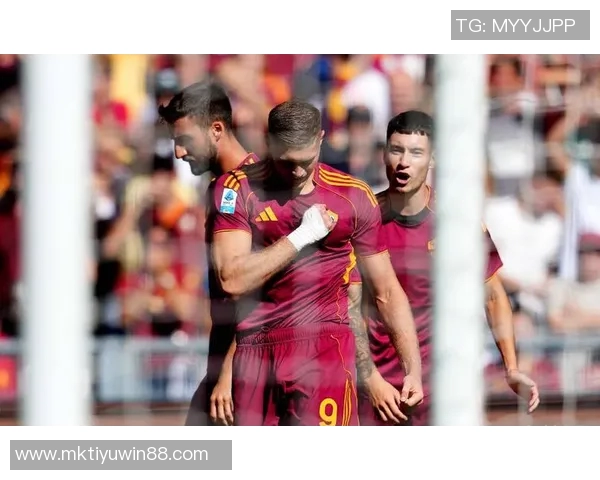 罗马前锋弗格森开场即被换下因脚踝伤病史球队不愿冒险 罗马前锋弗格森开场即被换下因脚踝伤病史球队不愿冒险