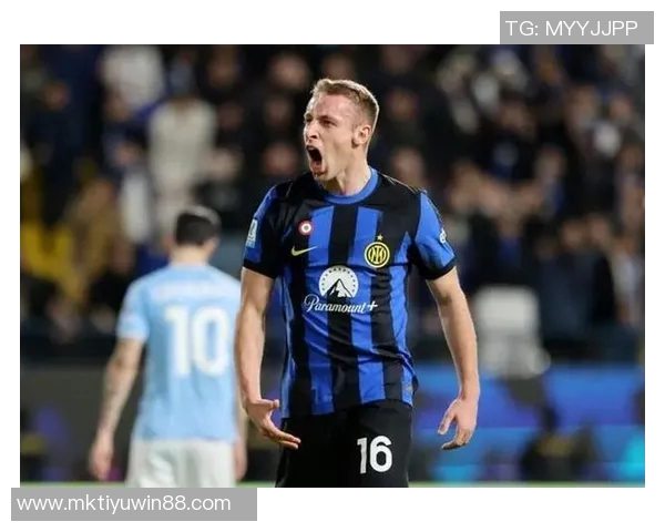 弗兰克谈帕拉蒂奇去留问题强调热刺正在全力提升球队表现